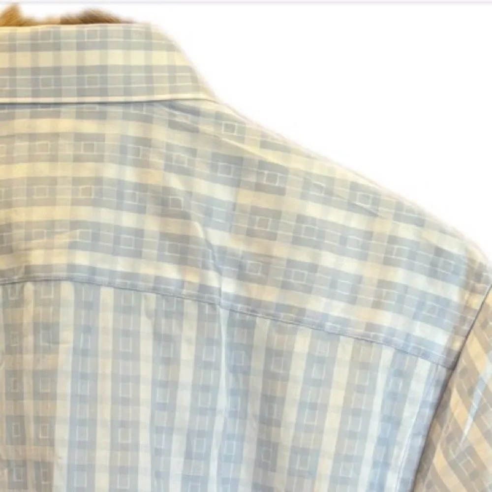 Bugatchi NWOT Shaped Fit Blue & White Stripes Short Sleeves Button Down Shirt L - Picture 4 of 9